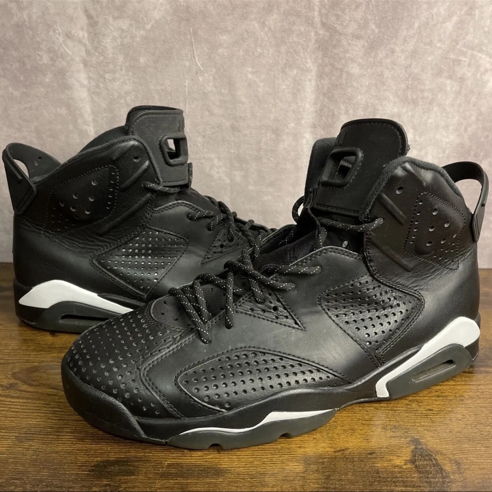 Jordan 6 Retro Black Cat 2016 Size 9.5 384664-020 Authentic Men’s Sneakers Sport
